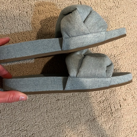 Slides - Picture 2 of 4